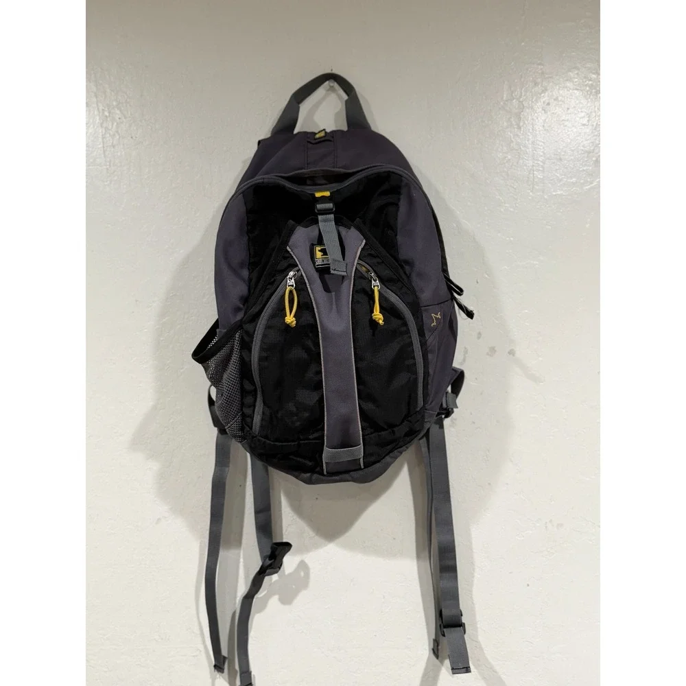 Mountainsmith Sidewinder Backpack Grey Black Hiking Daypack Travel Bag